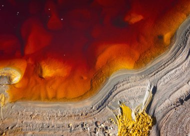 Rio Tinto kayalarındaki doku ve renkler