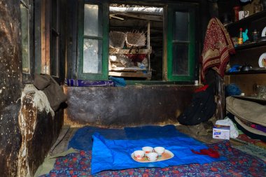 Hushe köyünde hazır-yemek.