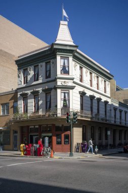 Girod ve Camp Street New Orleans 'ın köşesindeki bina.