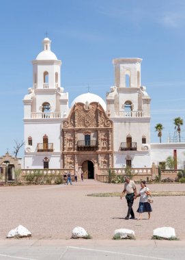 San Xavier del Bac Tucson görevi, AZ dikey
