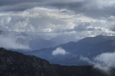 Mirador del Fitu 'nun dağ manzarası, Asturias, İspanya