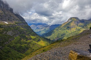 Buzul Ulusal Parkı, Montana 'daki Dağlık Manzara