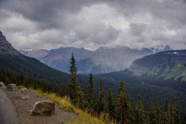 Buzul Ulusal Parkı, Montana 'daki Dağlık Manzara