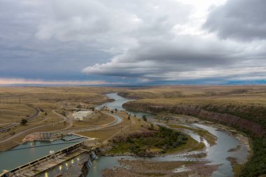 Missouri nehri, Great Falls, Montana 'da gün batımında