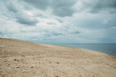 Lkken, Jutland, Danimarka 'da başıboş gezen Rubjerg Knude. 