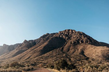 62. yoldaki Guadalupe Dağları 'ndaki Hunter Tepesi Ulusal Parkı