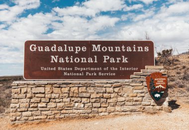 Guadalupe Dağları Ulusal Park Servis Girişi İşareti