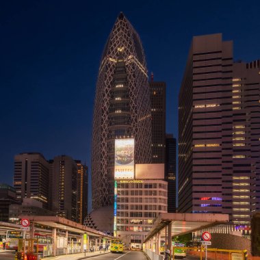 Tokio Caddesi, Shinjuku Bölgesi.