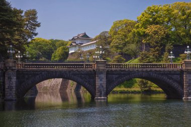 Tokio İmparatorluk Sarayı baharda