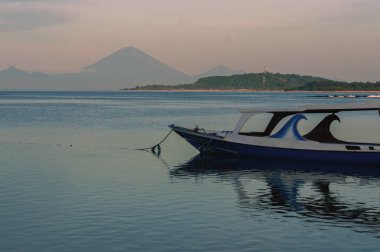 Gili Air, Endonezya 'da beyaz kumlu plaj
