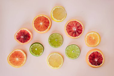 Turuncu, limonlu ve limonlu düz kan yatağı.