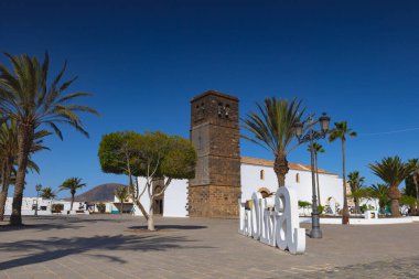 Iglesia de Nuestra Senora de la Candelaria, La Oliva, Fuertevent