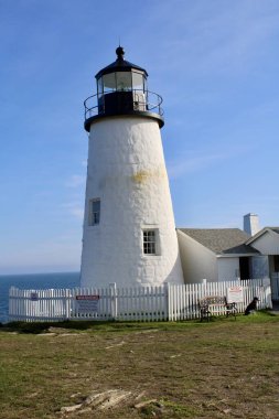 Maine Kayalıklarındaki Deniz Feneri