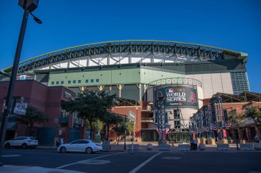 Phoenix, Arizona 'da geri çekilebilir bir beyzbol stadyumu.