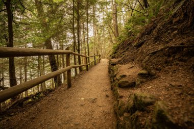 Pasifik Kuzeybatı Yolu, Aldatma Geçidi