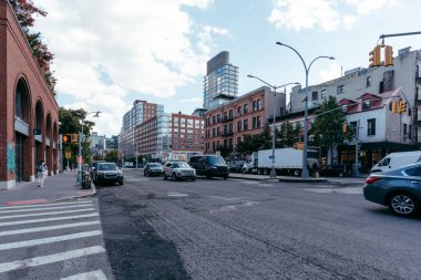 Manhattan 'da işlek kavşak Şehir yaşamını ve arşivi gözler önüne seriyor