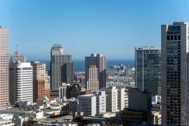 San Francisco gökdelenden silueti