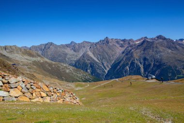 Soelden Lisesi kayak merkezi sezon dışı, Otztal, Avusturya
