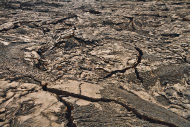 Ekvador 'daki Galapagos Adalarında volkanik lav
