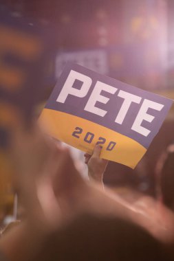 Pete Buttigieg Rallisi, Iowa Komitesi 2020