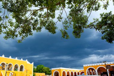 Büyülü şehir Izamal, Meksika