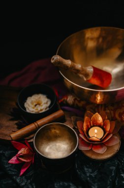 Ses iyileştirme için küçük ve büyük Snging Bowl