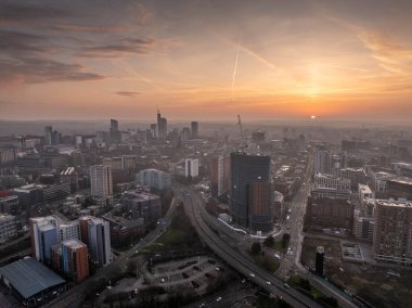 Leeds City 'nin Hava Gündoğumu Görünümü