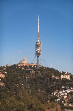 Tibidabo, Barcelona 'da mavi gökyüzü