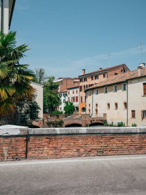 İtalya 'nın Saklı Mücevheri Treviso' nun Büyüleyici Caddelerini Keşfediyor