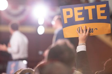 Pete Buttigieg Rallisi, Iowa Komitesi 2020