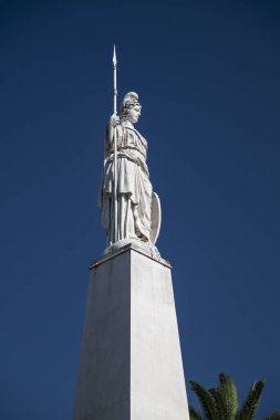 Buenos Aires 'in merkezinde beyaz dikilitaş heykel, Arjantin