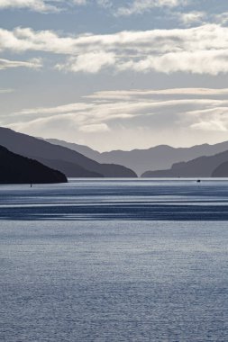 Güney Adası 'ndan Kuzey Adası' na, Yeni Zelanda 'ya giden feribot görüntüsü