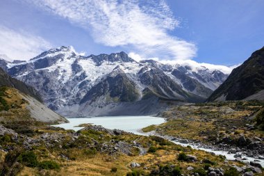 Hoover Valley Trail, Yeni Zelanda 'dan Cook Dağı manzarası