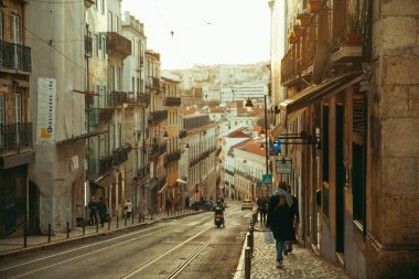 Lizbon şehir manzarası günbatımı manzarası