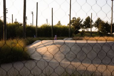 Buluşma Yeri Kaykay Parkı 'ndaki Nets' in içinden