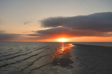 Cape Hatteras Ulusal Sahili 'nde gün batımı