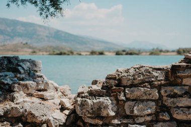 Arnavutluk 'un Butrint Arkeoloji Alanındaki Antik Roma Harabeleri