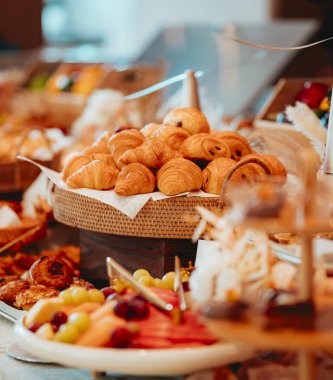 Açık büfe kahvaltı kruvasan lüks restoran