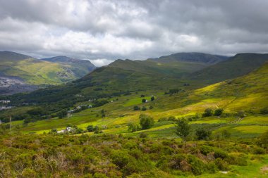 Snowdonia Ulusal Parkı, Bronaber, Galler 'deki tipik manzara.