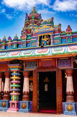 Batu Mağaraları ve Murugan heykeli. Gombak, Selangor Malezya