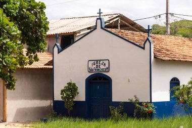 Güney Bahia, Ponta do Corumbau köyündeki küçük beyaz kilise.