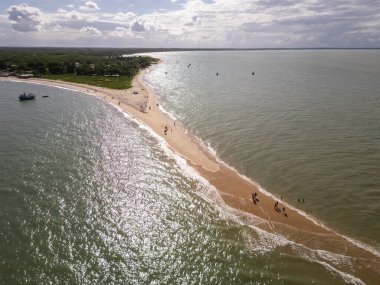 Ponta do Corumbau 'daki uzun kumsala güzel hava manzarası