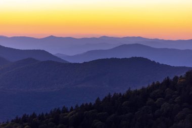 Sahne Mavi Sırt Dağ Yolu