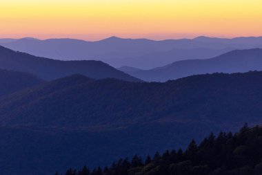 Sahne Mavi Sırt Dağ Yolu