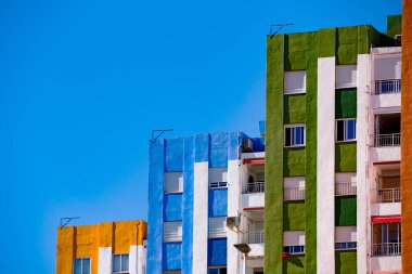 Villajoyosa sahilindeki renkli evler