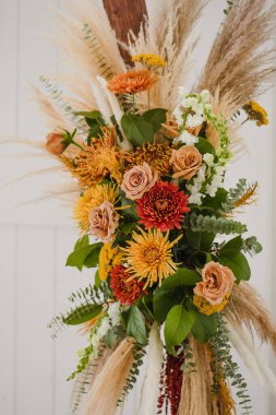 Sonbahar Yaban Çiçeği Çiçek Kemeri