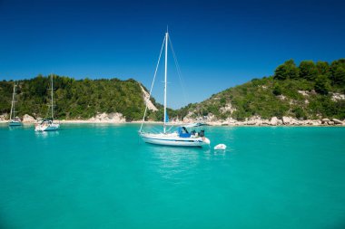 Yelkenli Turkuaz Körfezi 'ne demir attı.