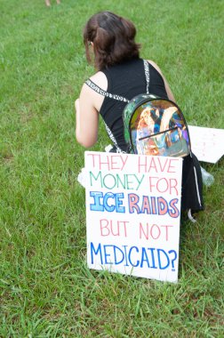 Rejim mitingine Karşı Öfke 'de imza