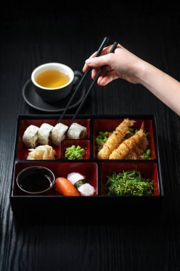 Suşi Yenileme Japonya Rolls & Nigiri