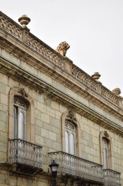 Oaxaca şehrinde mimari detaylarla dolu koloni cephesi